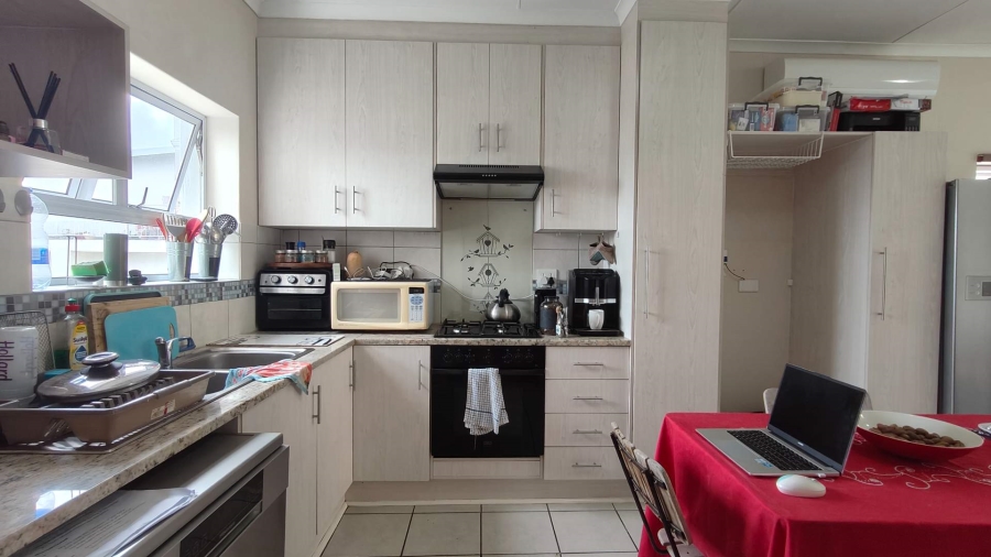 2 Bedroom Property for Sale in Island View Western Cape